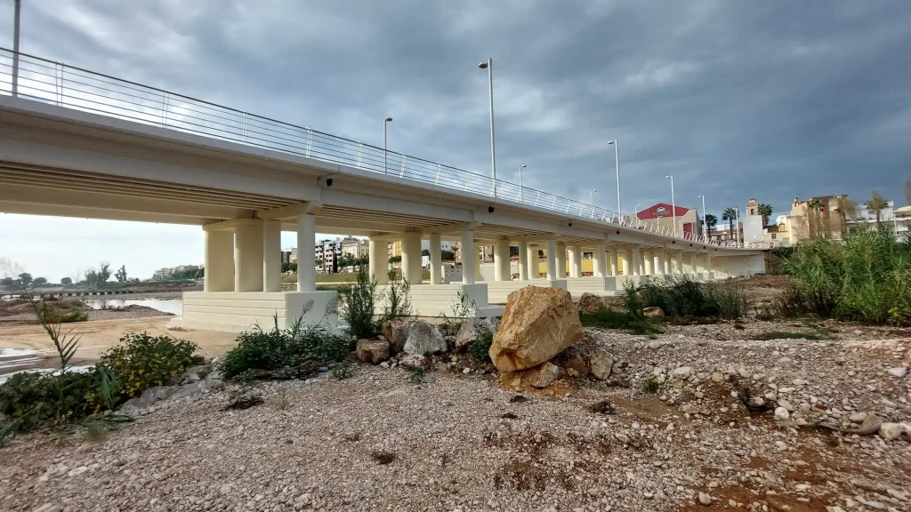 Reparación de puente por Lemara